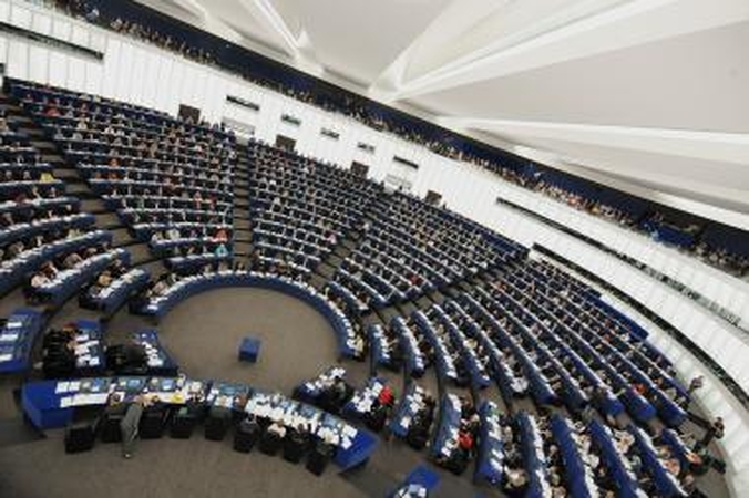 Europos Parlamentas neišdrįso pasmerkti popiežiaus