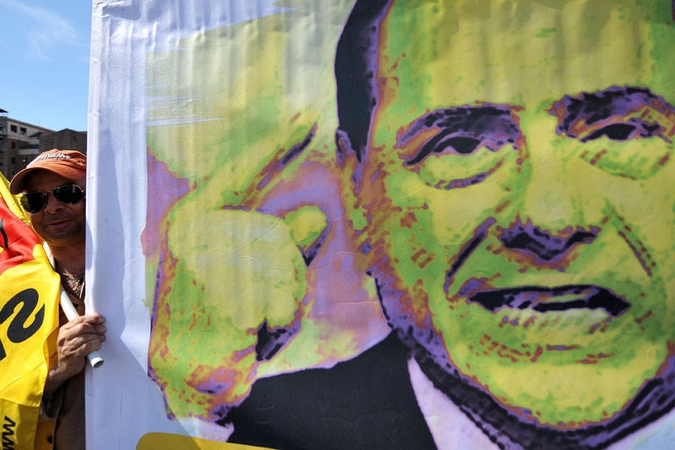 Italijos parlamentas palaikė S.Berlusconi vyriausybę