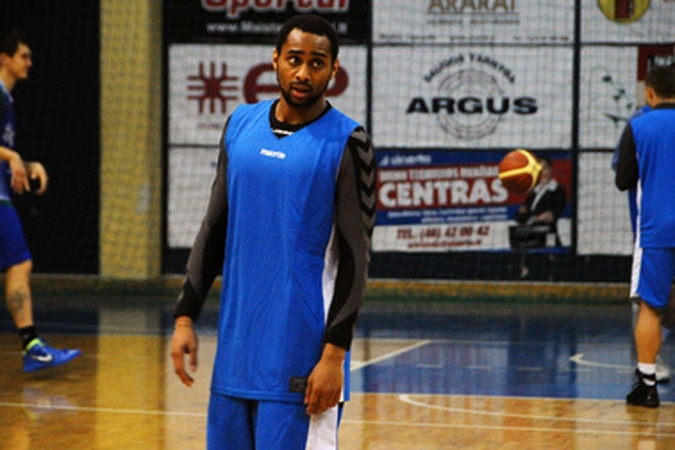 Klaipėdos „Neptūno“ peržiūroje - amerikietis Chrisas Lowe'as