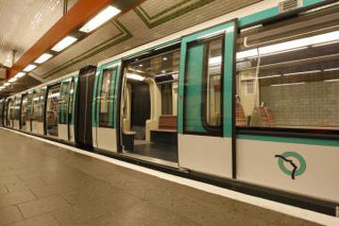 Londono metro bus išbandoma belaidžio interneto sistema