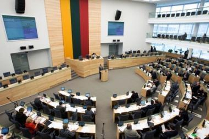 Prezidentė linki Seimui pamiršti politines rietenas ir populizmą