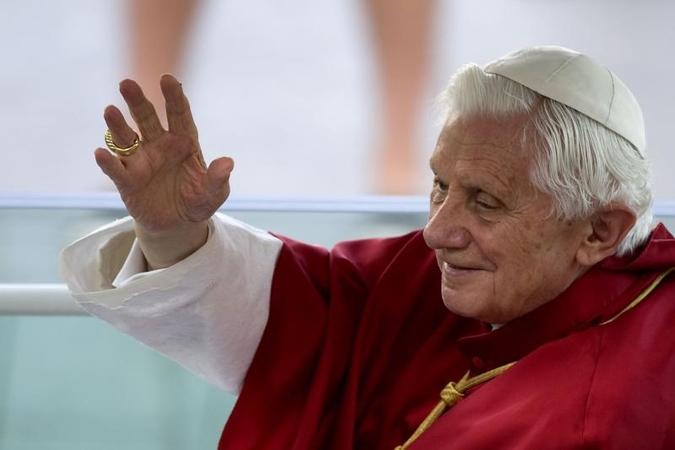Popiežius apgailestauja dėl didėjančio abejingumo religijai