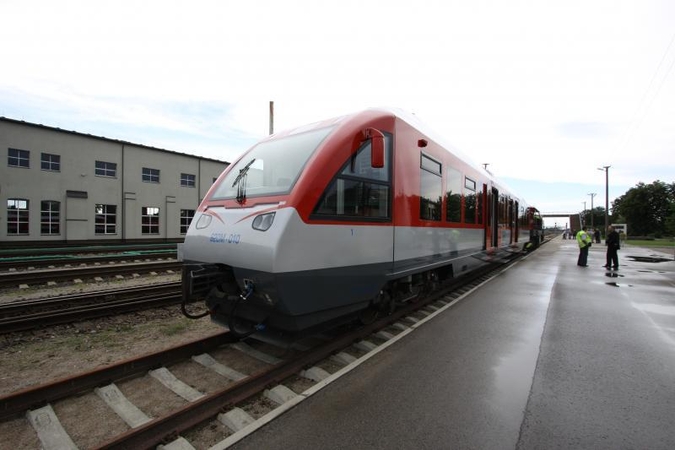 Greitieji Belgijos traukiniai bus varomi Saulės energija
