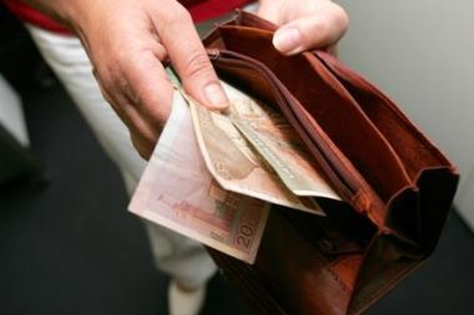 Lietuvių apsipirkimas Lenkijoje vilioja paskolų dalytojus