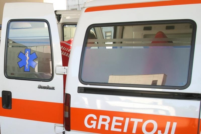 Ligonio skrydis iš penkto aukšto Gargžduose baigėsi laimingai