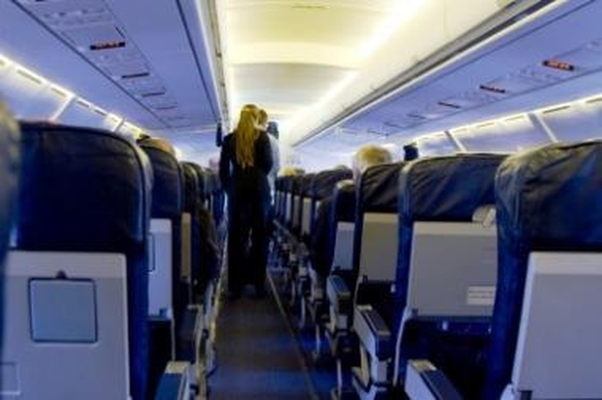 Panevėžietis girtavo ir rūkė lėktuve