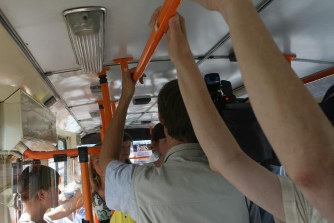 Vilniaus troleibusuose planuojama įjungti stebėjimo kameras