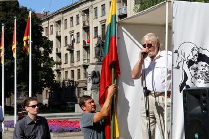 V.Šustausko mitingas: apie valdžią ir vibratorius (papildyta)