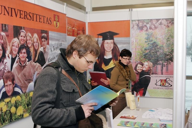 Klaipėdos universitete lietuvių kalbos mokysis užsieniečiai