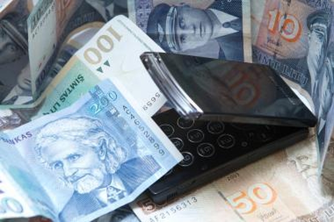 Nuomonė apie daugiabučių renovavimą – brangia SMS žinute