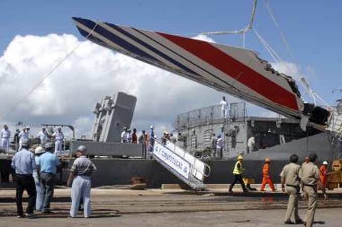 Aptikta daugiau sudužusio „Air France“ lėktuvo nuolaužų