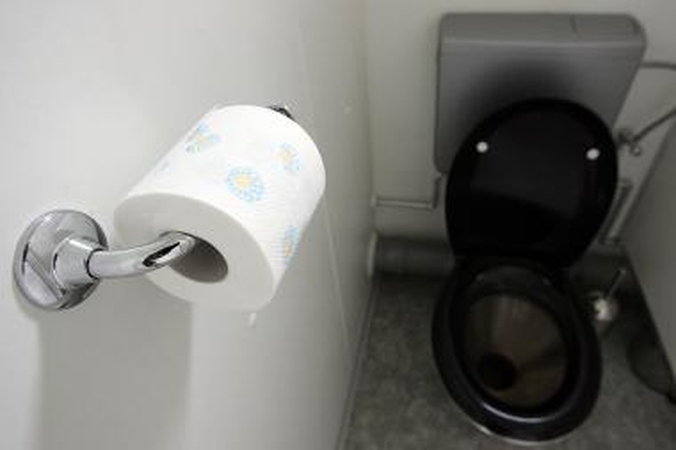 „Tualeto komisija“ tęsia darbą 