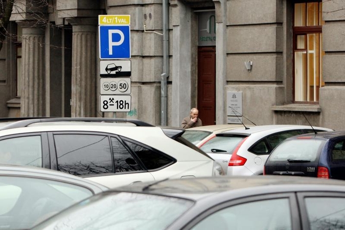 Tarpušvenčiu Kaune automobilius statysime už dyką