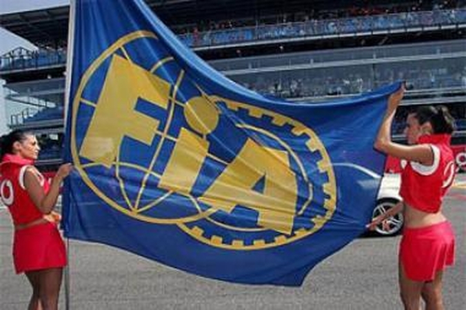 FIA žada karpyti „Formulės 1“ komandų biudžetus  