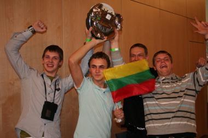 Robotų varžybose klaipėdiečiai buvo nepralenkiami