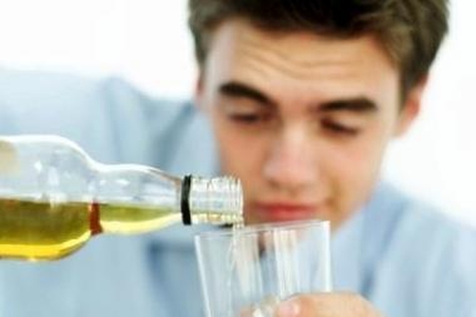 Po įvykdyto apiplėšimo jaunuoliai girtavo