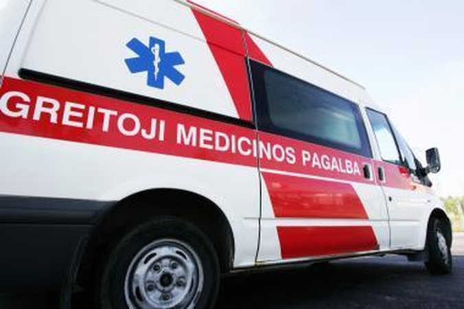 Pagyvenusi klaipėdietė iškrito per langą