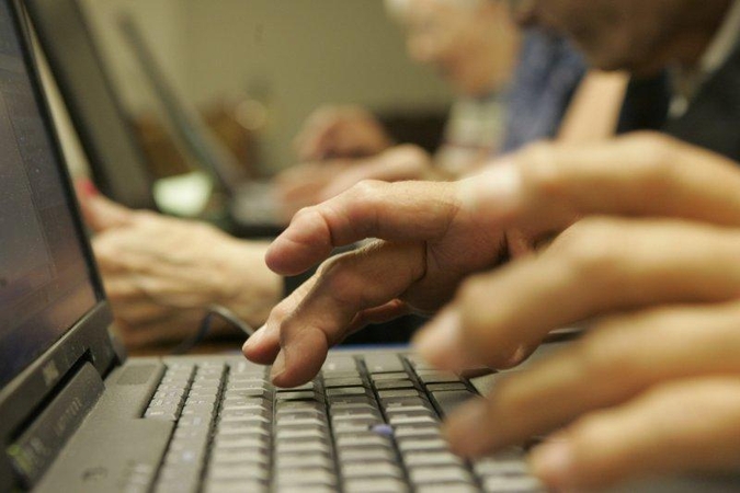 Atakos prieš Lietuvos banko interneto svetainę baigėsi