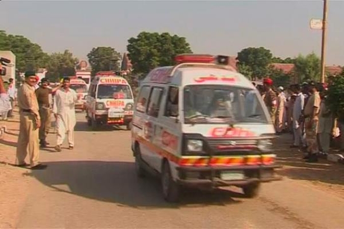 Pakistane sprogus pakelės bombai sužeisti mažiausiai penki moksleiviai