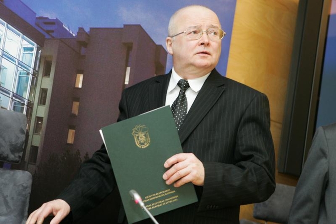 Z.Vaigauskas: VRK prie R.Pakso klausimo grįš artimiausiame posėdyje