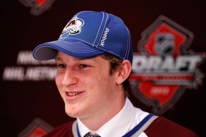 NHL naujokų biržoje pirmuoju numeriu pašauktas N. MacKinnonas (top10)