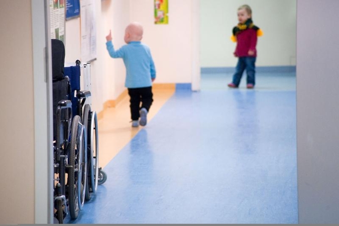 Modernus gydymas įveikė mergaitės ligą, bet nepanaikino jos pėdsakų