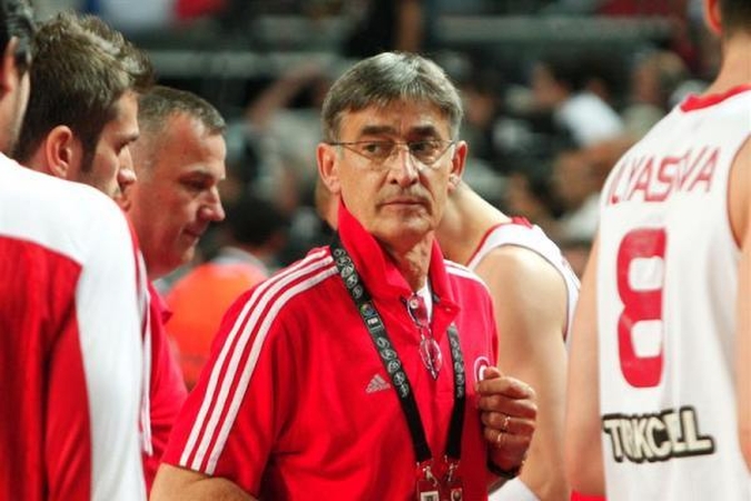 Turkų trenerį B.Tanjevičių įsiutino žurnalistai