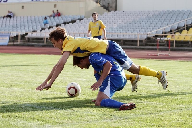 Klaipėdos futbolininkai dosnūs aukštaičiams
