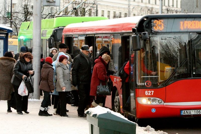 Švenčių laikotarpiu Kaune kursuos naktinis transportas