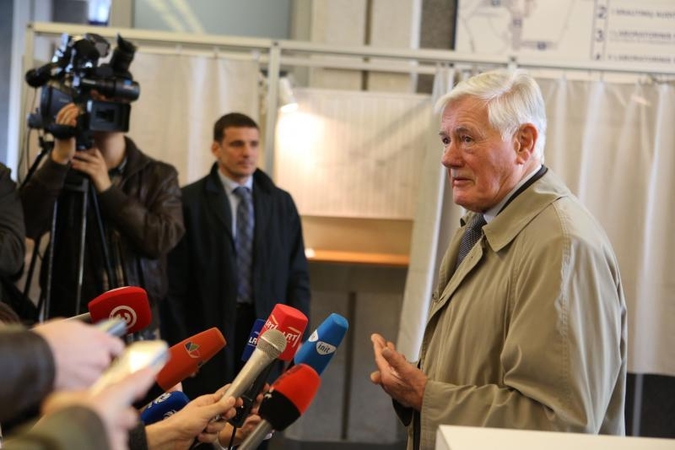V. Adamkus iš naujojo Seimo tikisi protingesnių sprendimų