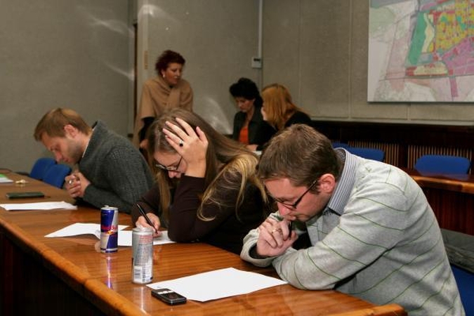 Aktyviausiai Konstitucijos egzaminą laikė mokiniai