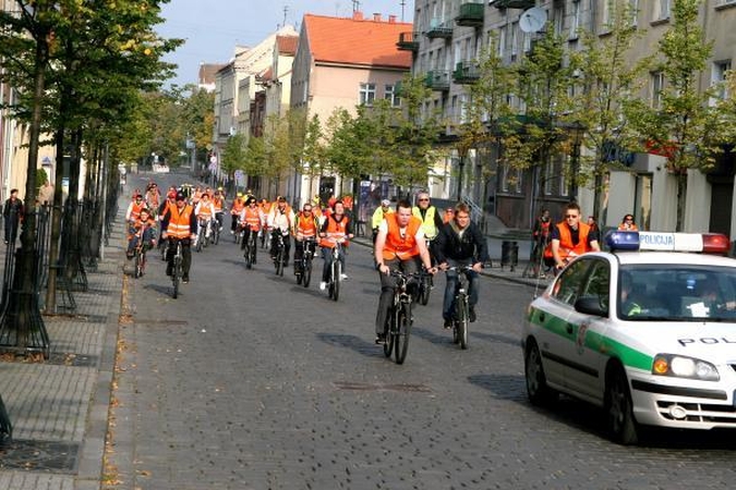 Širdies dieną medikai sėdo ant dviračių