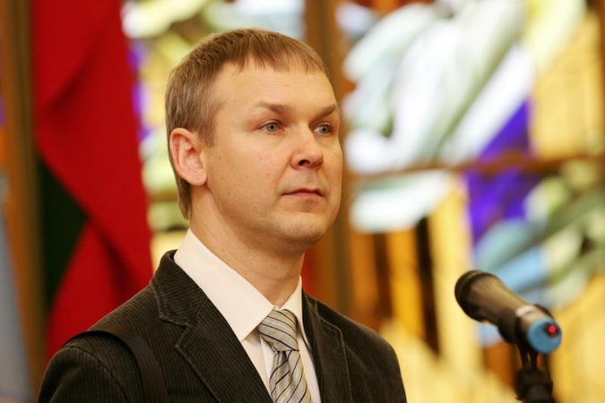 Antikorupcijos komisija kviesis VSD ir FNTT vadovus