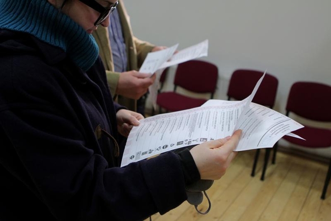 „Darbiečiai“ daugiamandatėje pretenduoja į 17, socdemai – į 16 mandatų