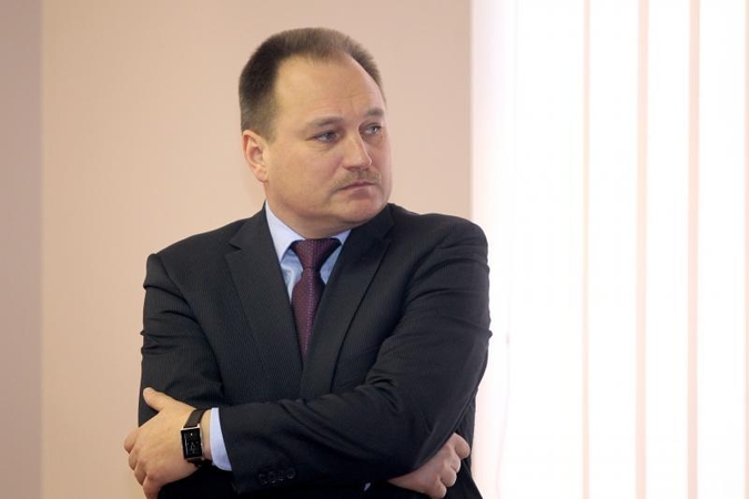 Tarėjams siūloma suteikti sprendimo, o ne vien patarimo teisę