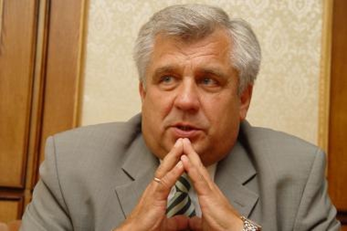 R.Taraškevičius – geriausių šalies merų trejetuke