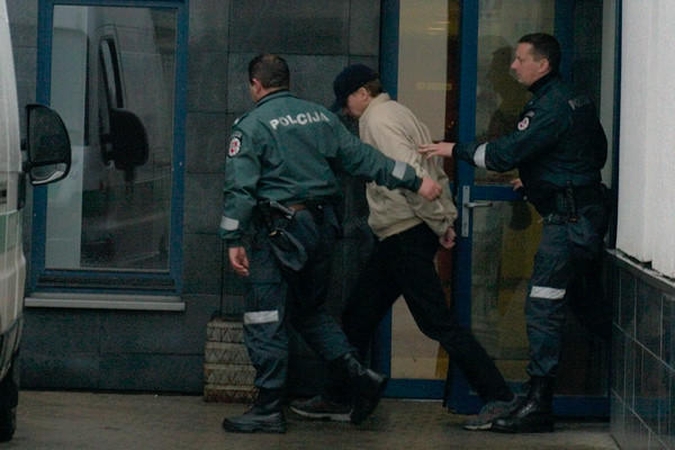 Sostinės mokykloje mokytojas įtariamas išprievartavęs mokinį
