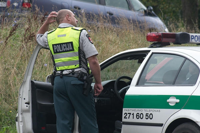 Garliavoje, įtariama, nusižudė 20-metis