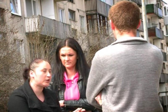 28-erių vyras su trečia moterimi laukiasi trečios atžalos