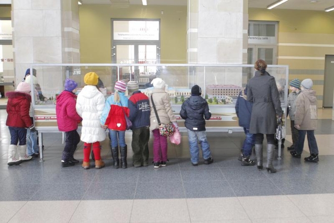 Statistika: daugiau kaip 2 tūkst. vaikų laikinai globoja artimieji