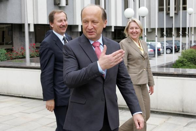 A.Kubilius: dialogui su Lenkija trukdo "didelės šalies spaudimas"