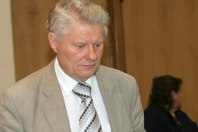 Kauno miesto savivaldybės tarnautojai bus teisiami už korupciją
