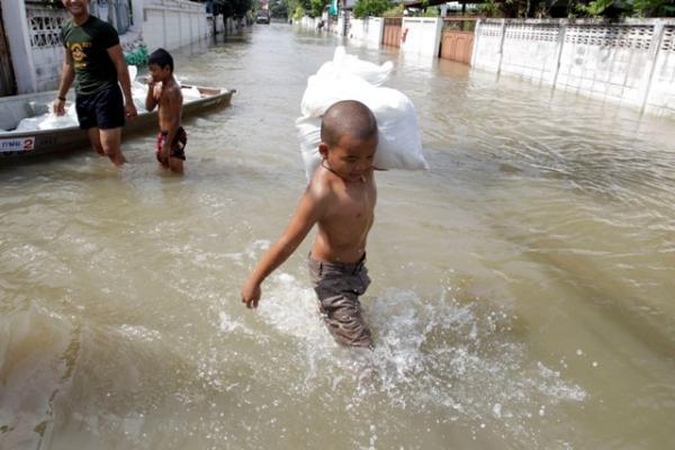 Vietnamą apėmę potvyniai nusinešė dar 16 gyvybių
