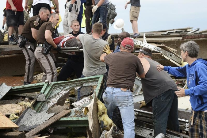 Popiežius meldėsi už Oklahomos viesulo aukas
