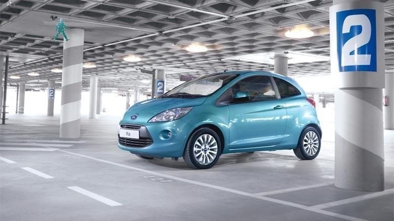 „Ford“ nusprendė atsikratyti „baltų varnų“