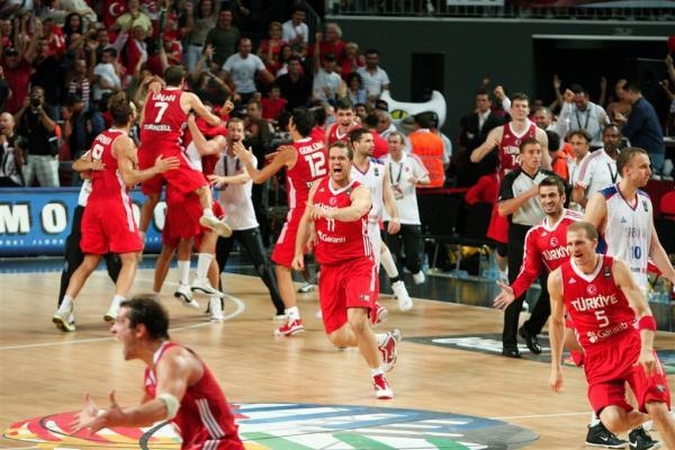 Finale - JAV ir Turkija, dėl bronzos lietuviai kausis su serbais