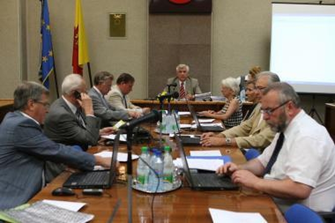 Uostamiesčio politikai pradėjo teikti veiklos ataskaitas