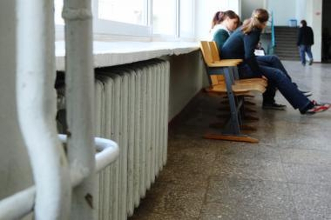 Švietimo įstaigos šildymo sezonui pasiruošti spės