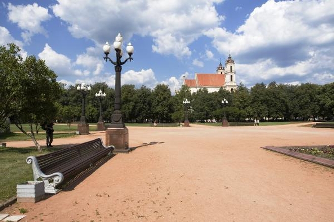 Paskelbtas konkursas sostinės Lukiškių aikštei suplanuoti