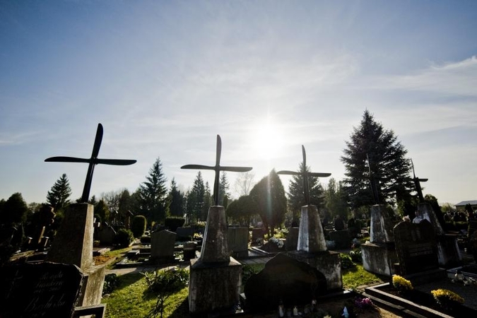 Kapinėse žmonės bendravo su gyvaisiais ir mirusiaisiais